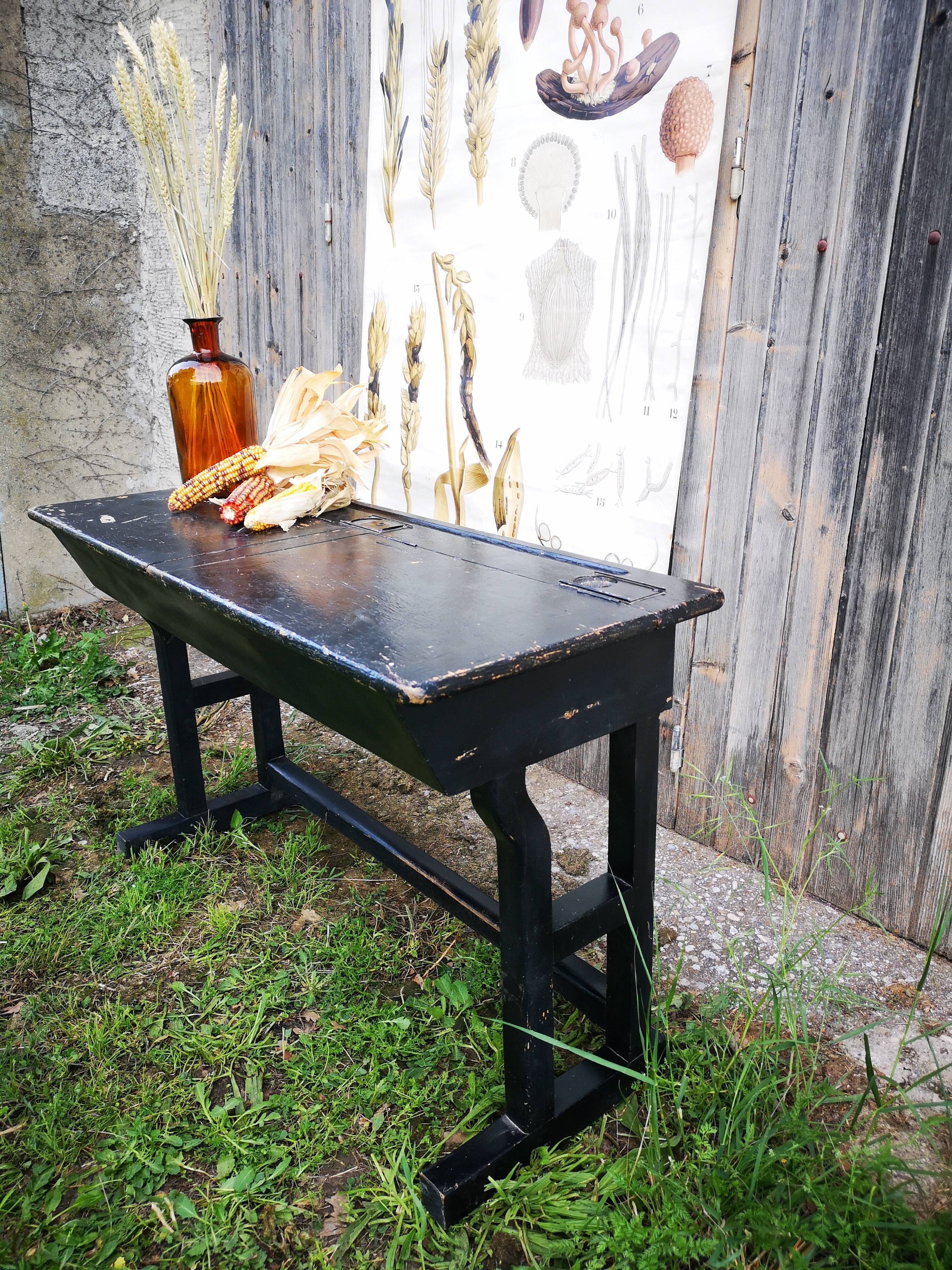 Former schoolboy desk