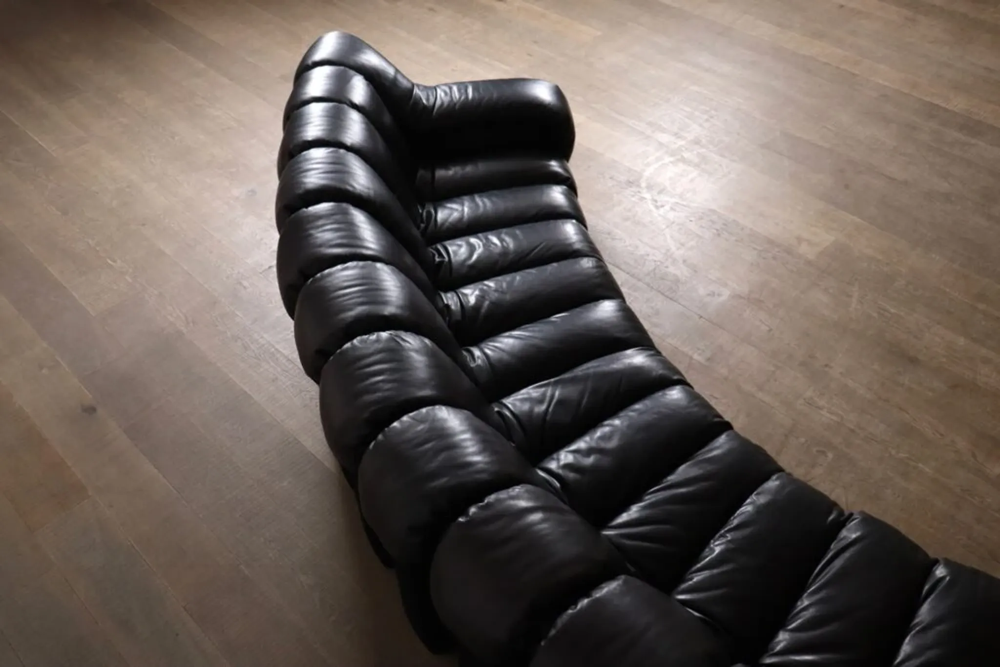 De Sede DS 600 “Non-Stop” sectional black leather sofa by Heinz Ulrich, Ueli Berger and Eleanora Peduzzi-Riva, 1970s