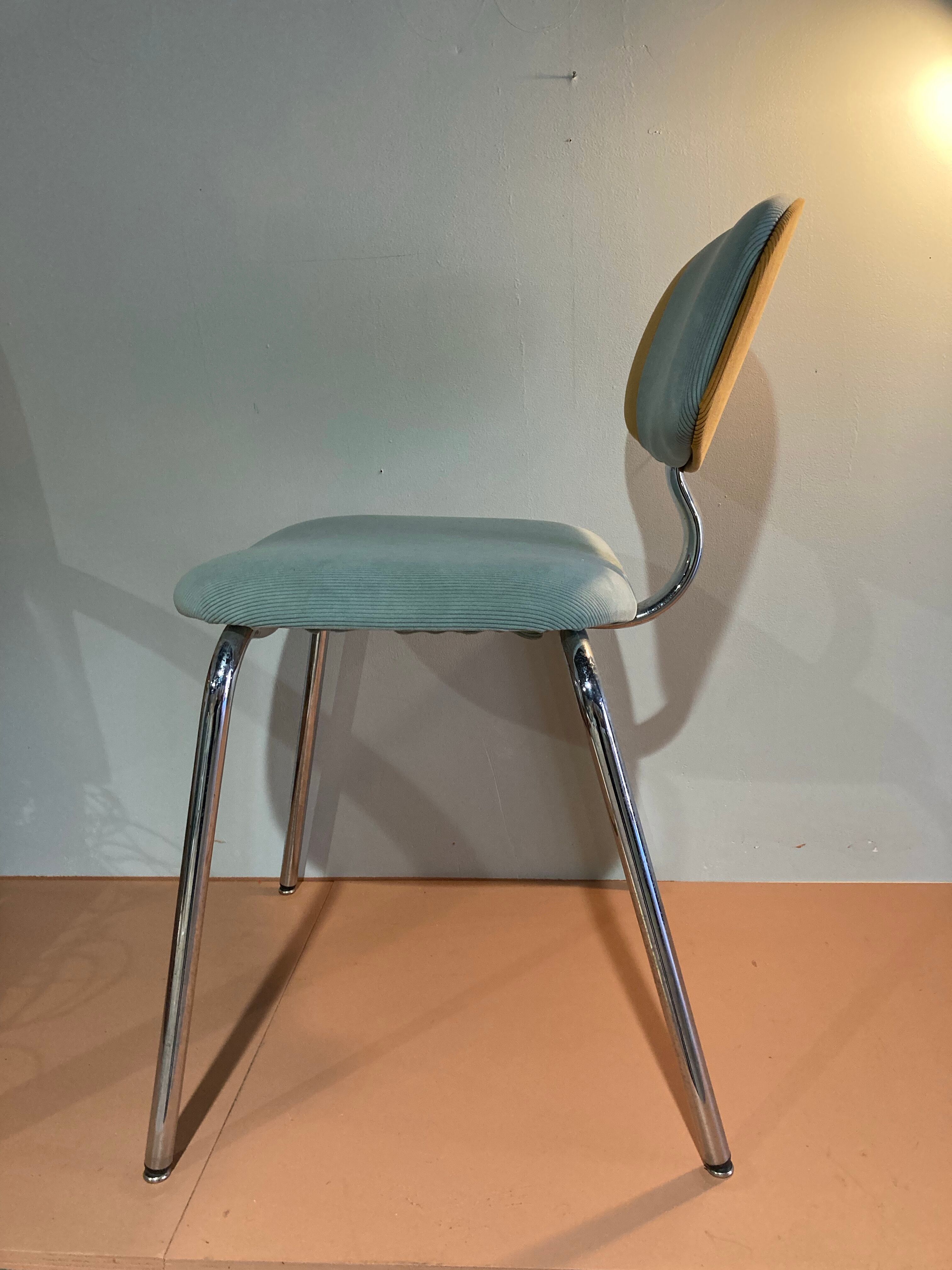 Chair 70s sky blue velvet and mustard