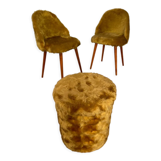 Series of two cocktail chairs and a Pelfran stool