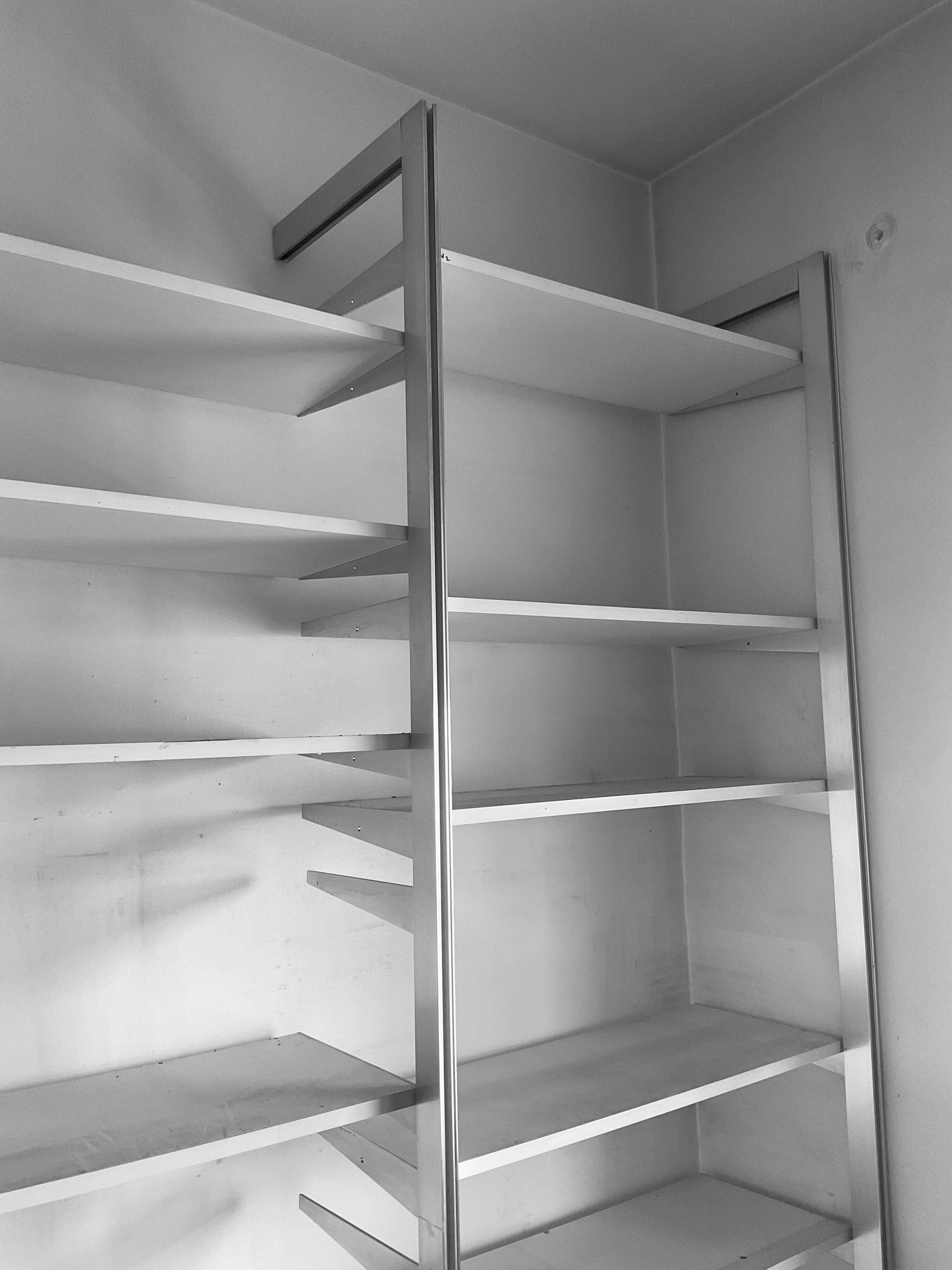 Georges Nelson Library