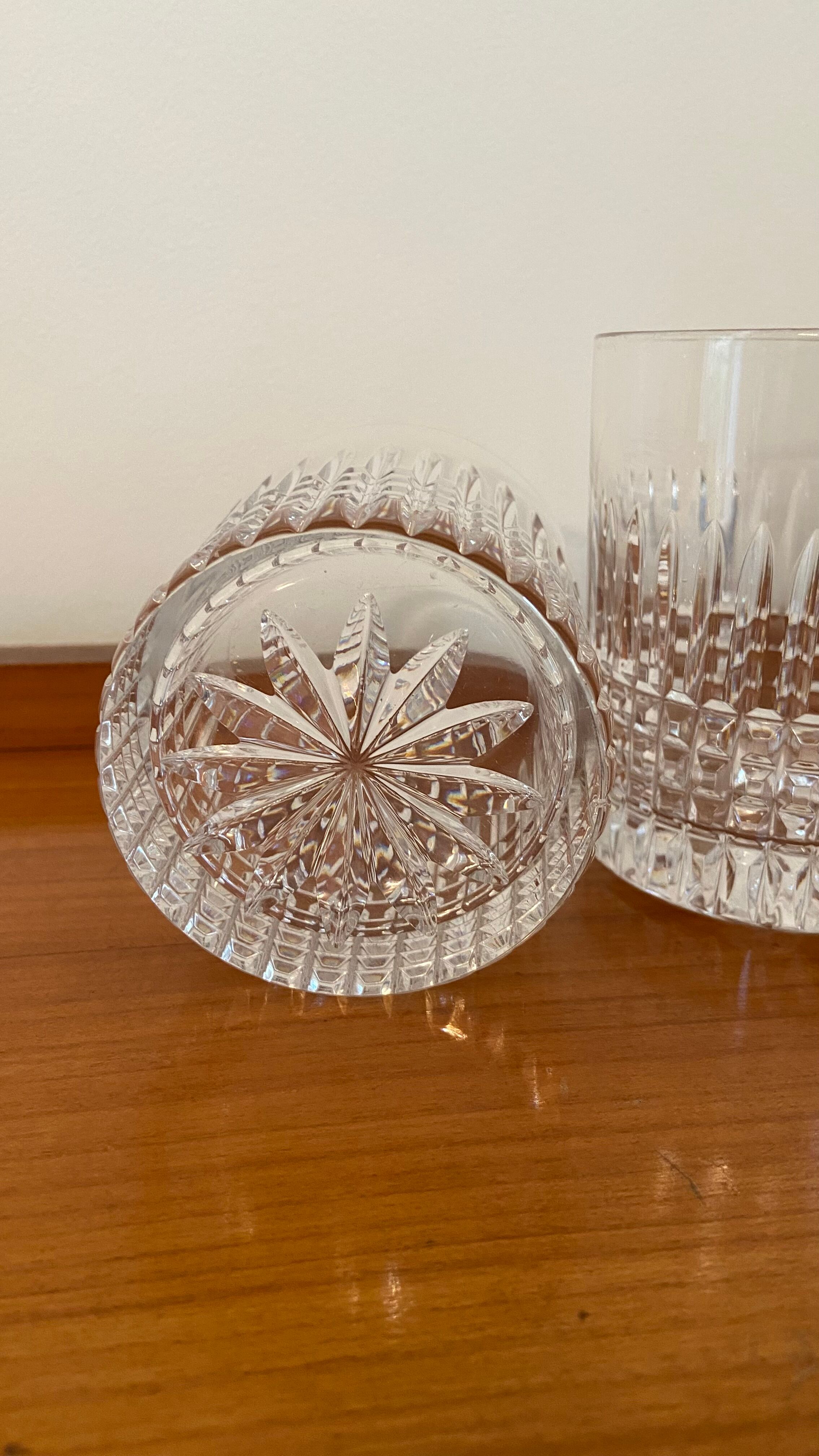 Christmas Pop-up 2022 - Trio of cut crystal whisky glasses