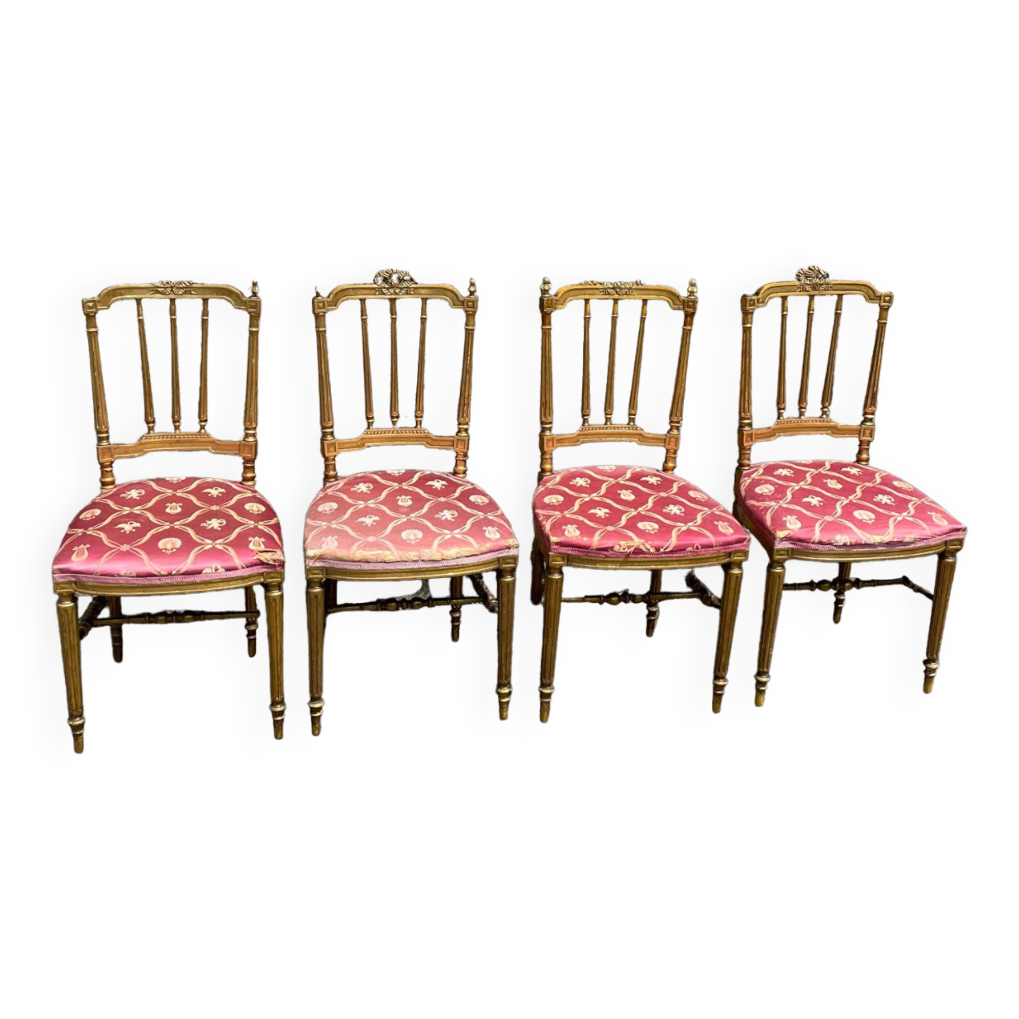 4 chairs carved wood, gilded with leaf