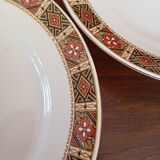 Pair of KG Lunéville "Vittefleur" pedestal dishes, early 20th century