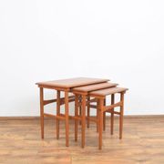 Tables gigognes en teck danois des années 50, ensemble de 3