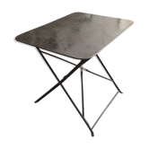 Table en acier