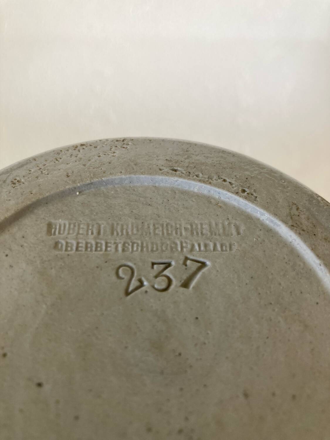 Pichet en grès d'Alsace Hubert Krumeich-Remmy Oberbetschdorf