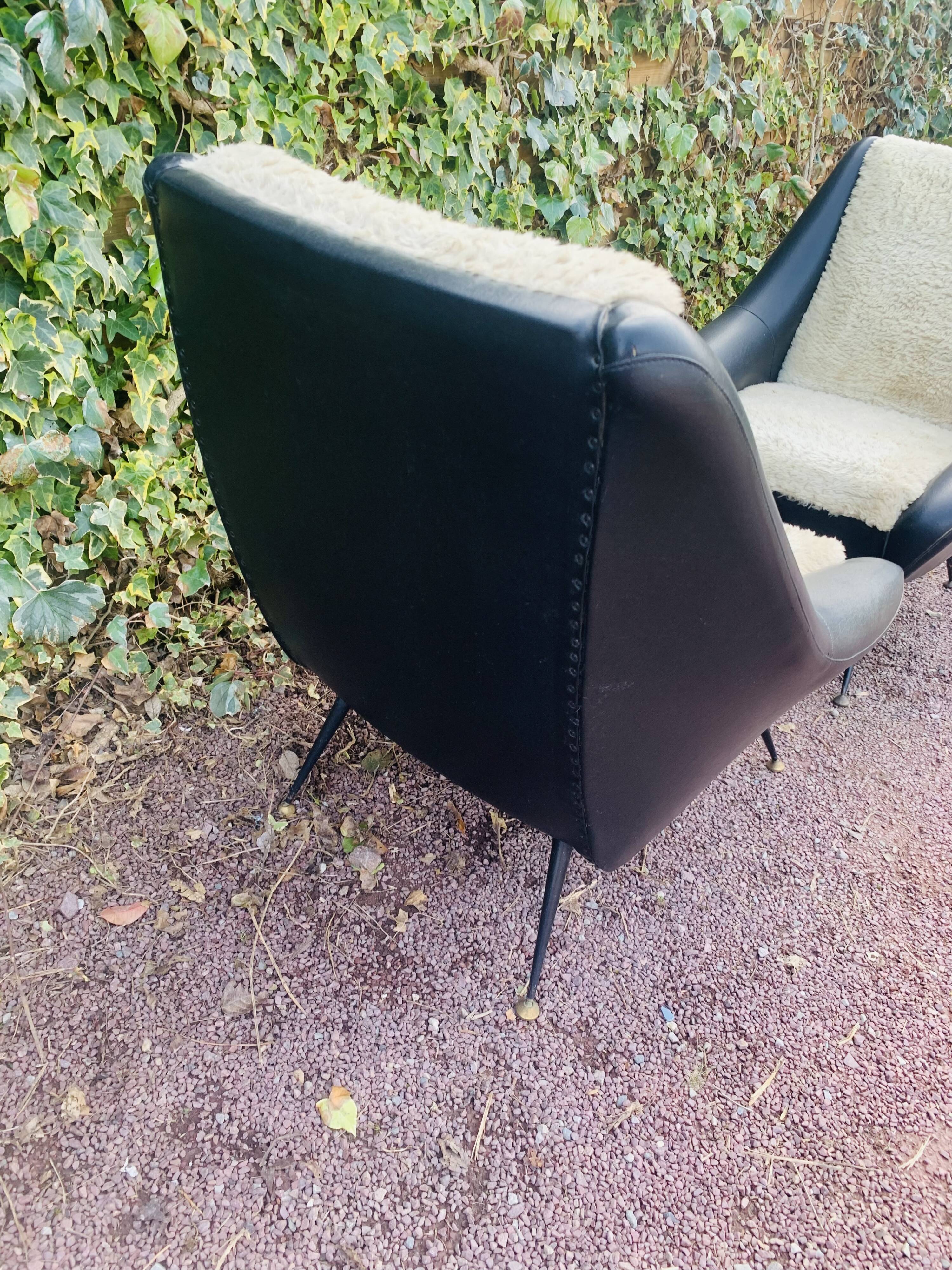 Paire de fauteuils vintage