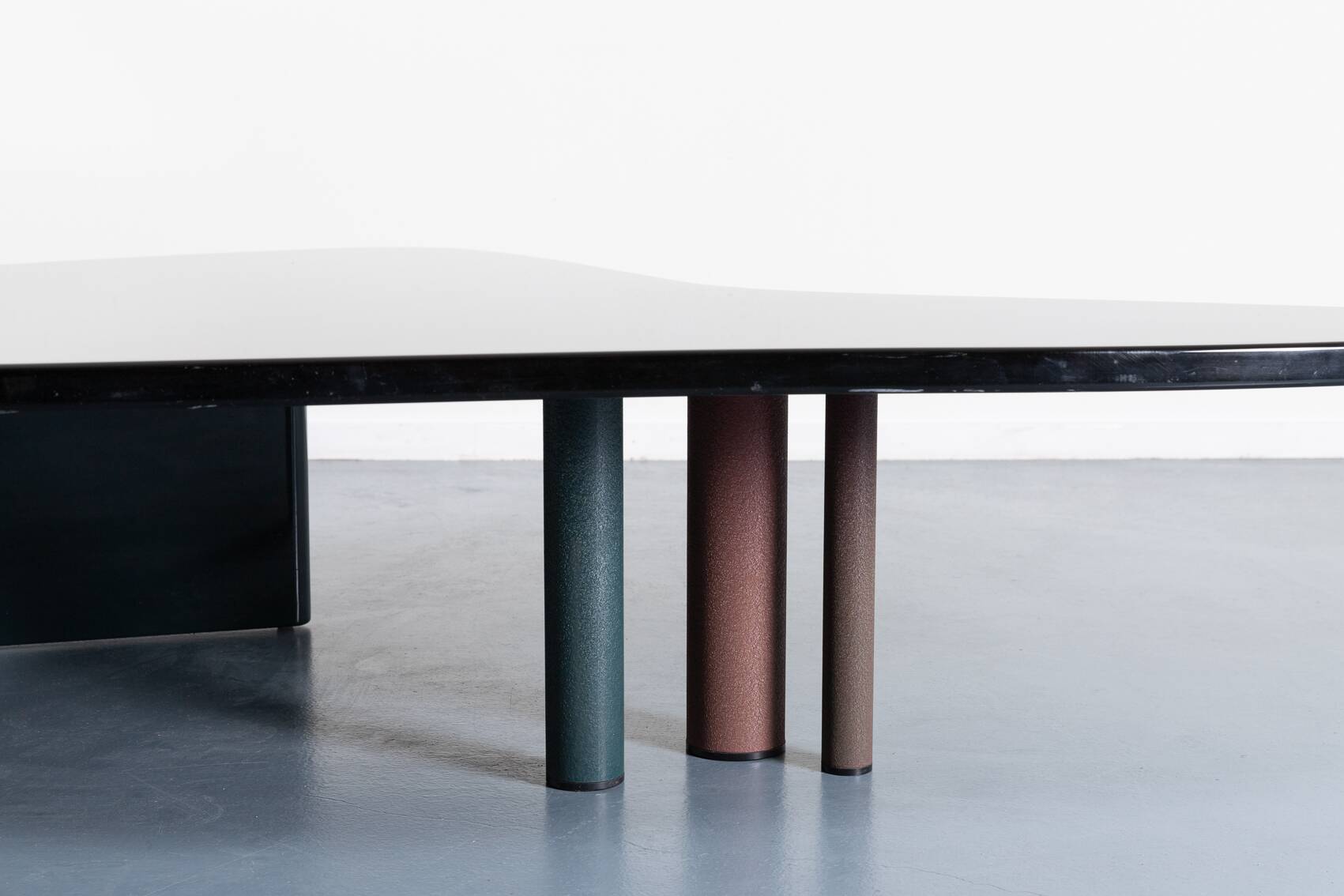 Postmodern Sculptural Coffee Table by Maurizio Salvato for Saporiti