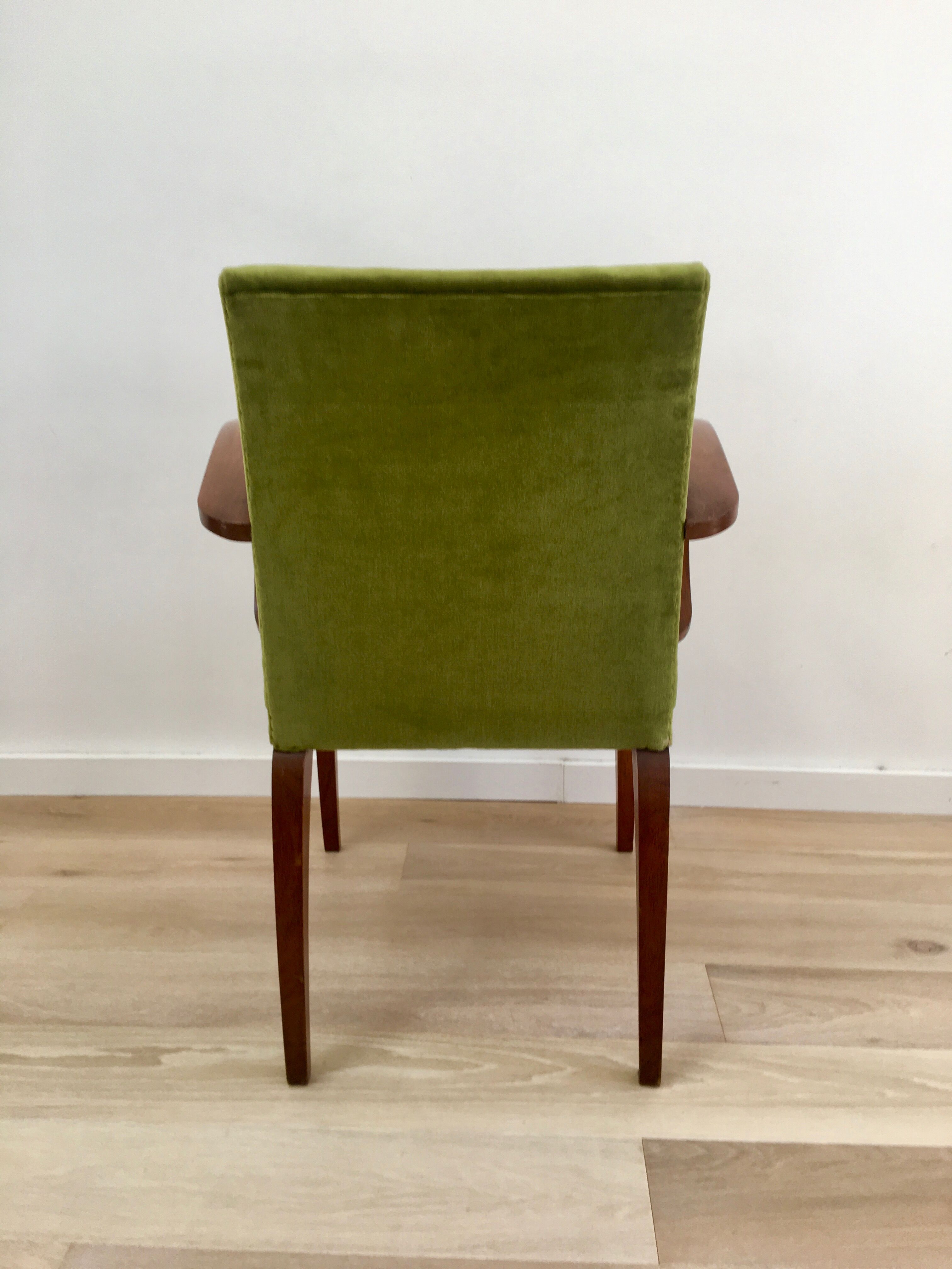 Velvet bridge armchair