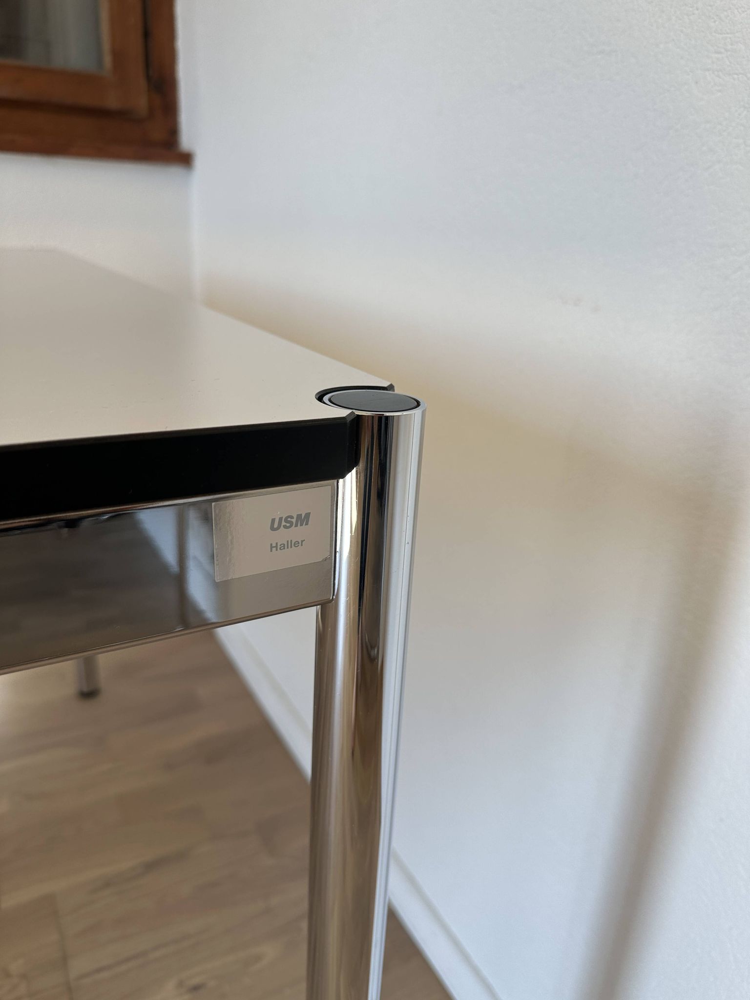 USM Haller desk in pearl grey laminate