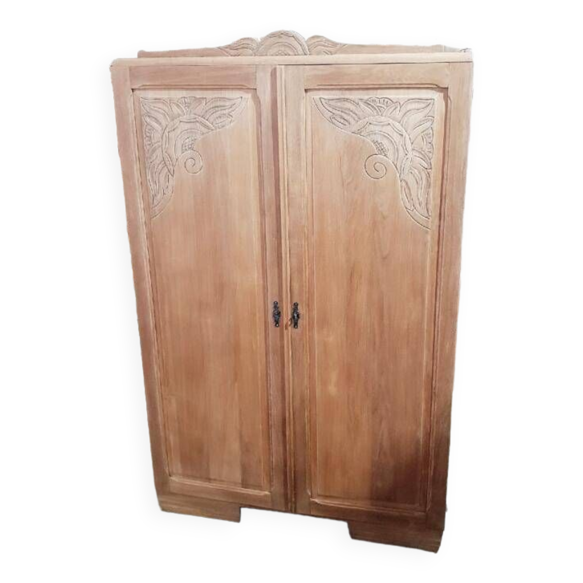 Old art-deco wardrobe