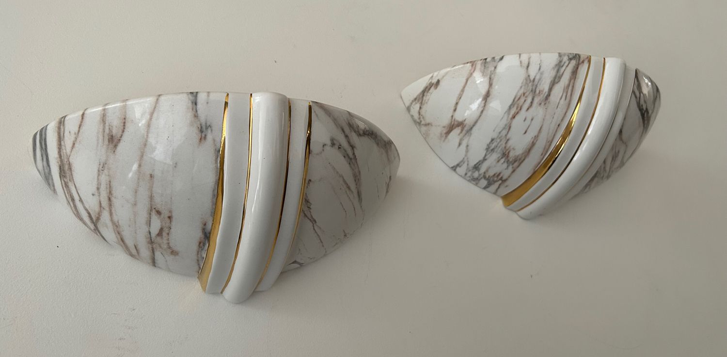 Pair of vintage marbled and gilded porcelain sconces, France 1970