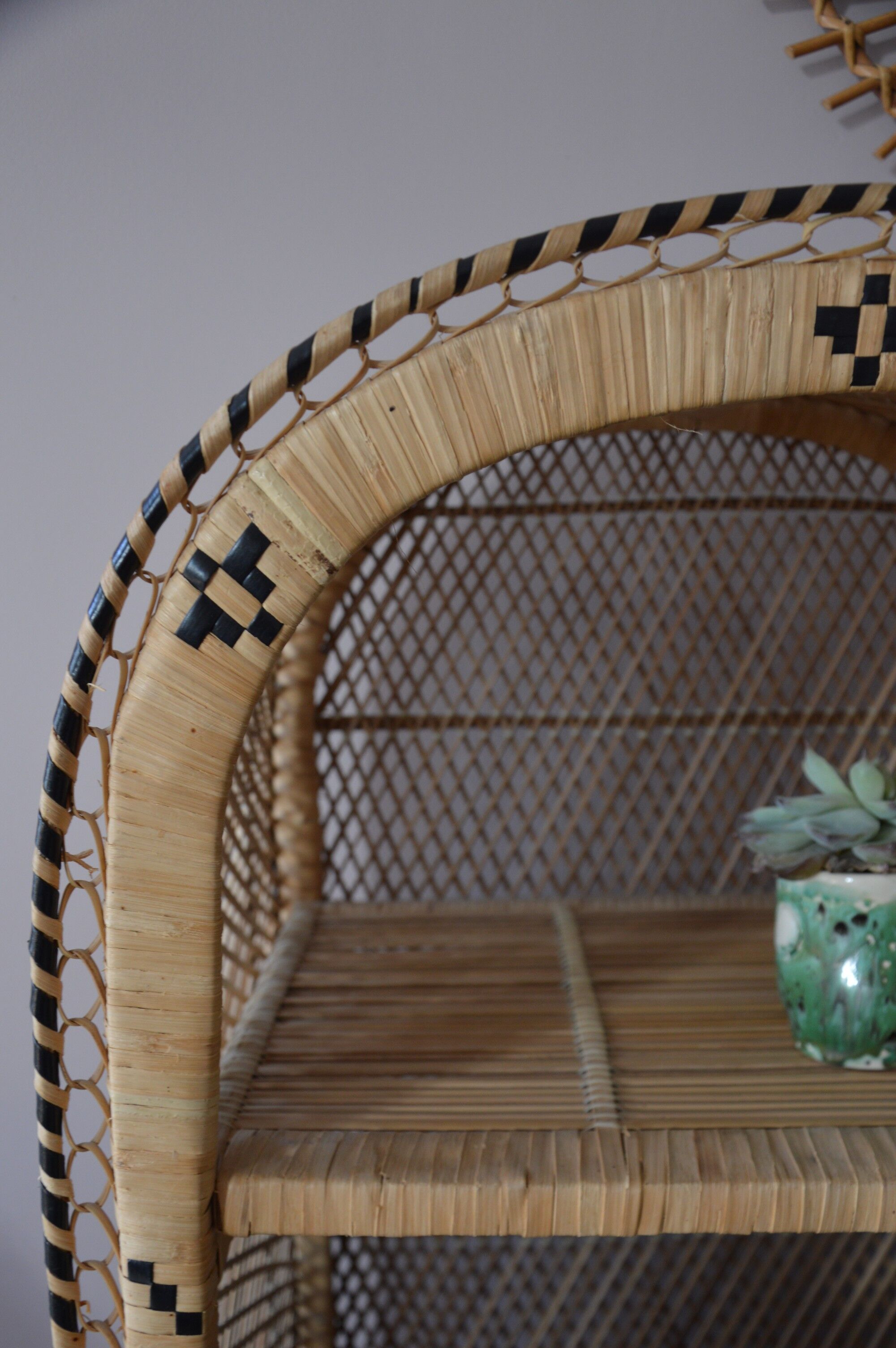Vintage Emmanuelle rattan shelf