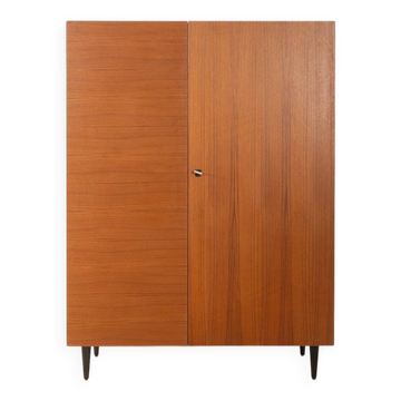 Elegant wardrobe from the 1960s in teak veneer