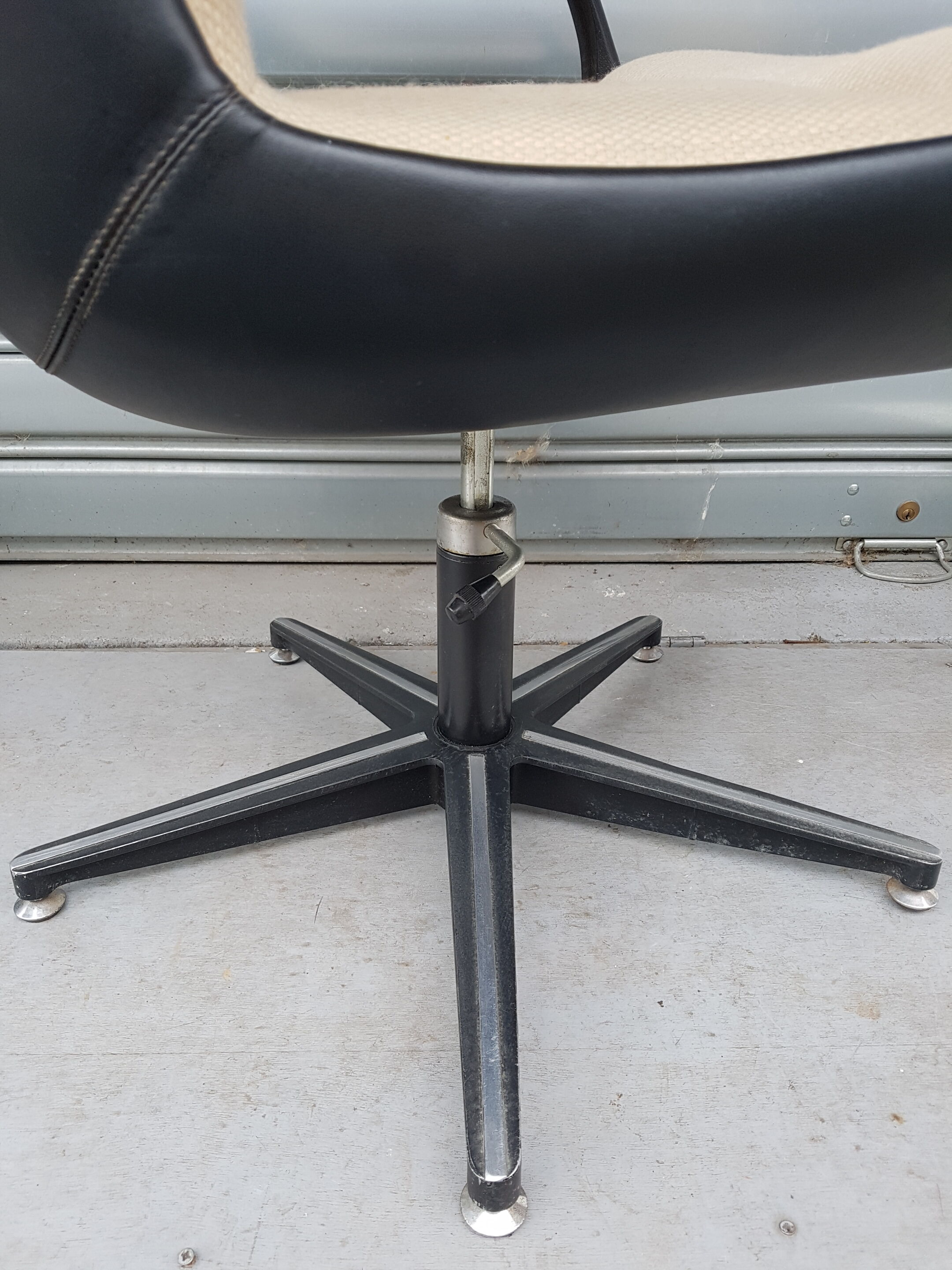 Randall back office chair, comforto edition 70s