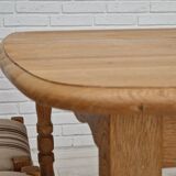 Danish dinning set of table and four chairs in oak and wool.