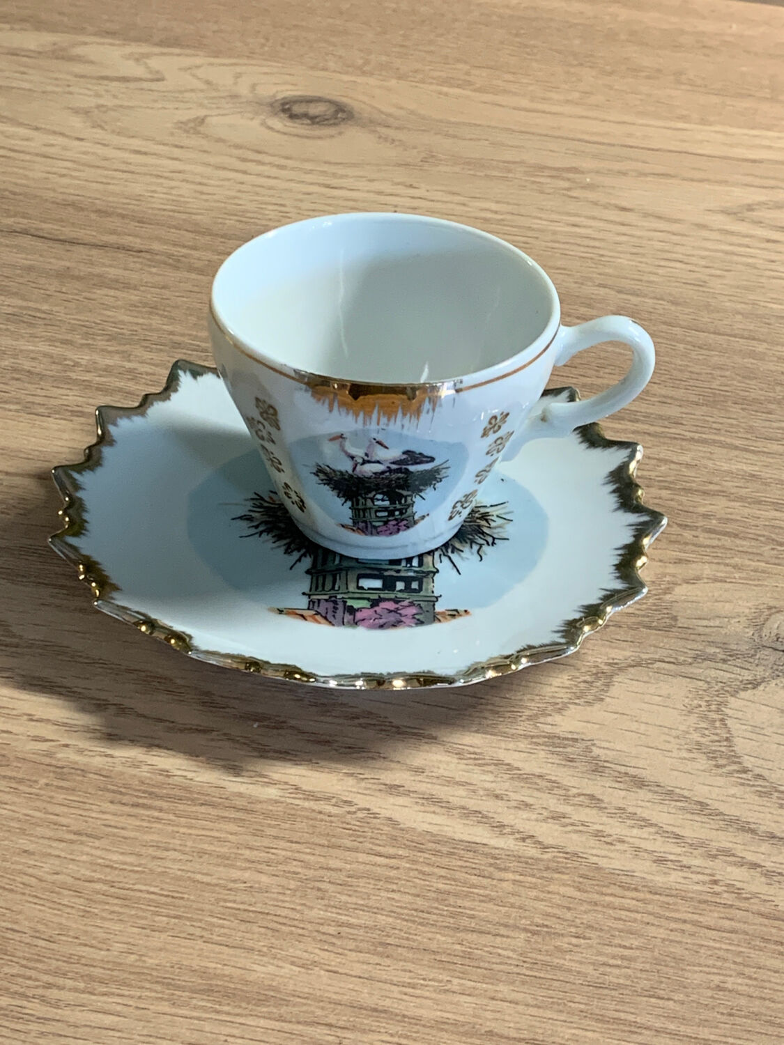 Cup and under cup stork riquewihr