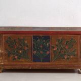Antique wedding chest with polychrome floral motifs (circa 1860) #104
