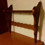 Channel shelf