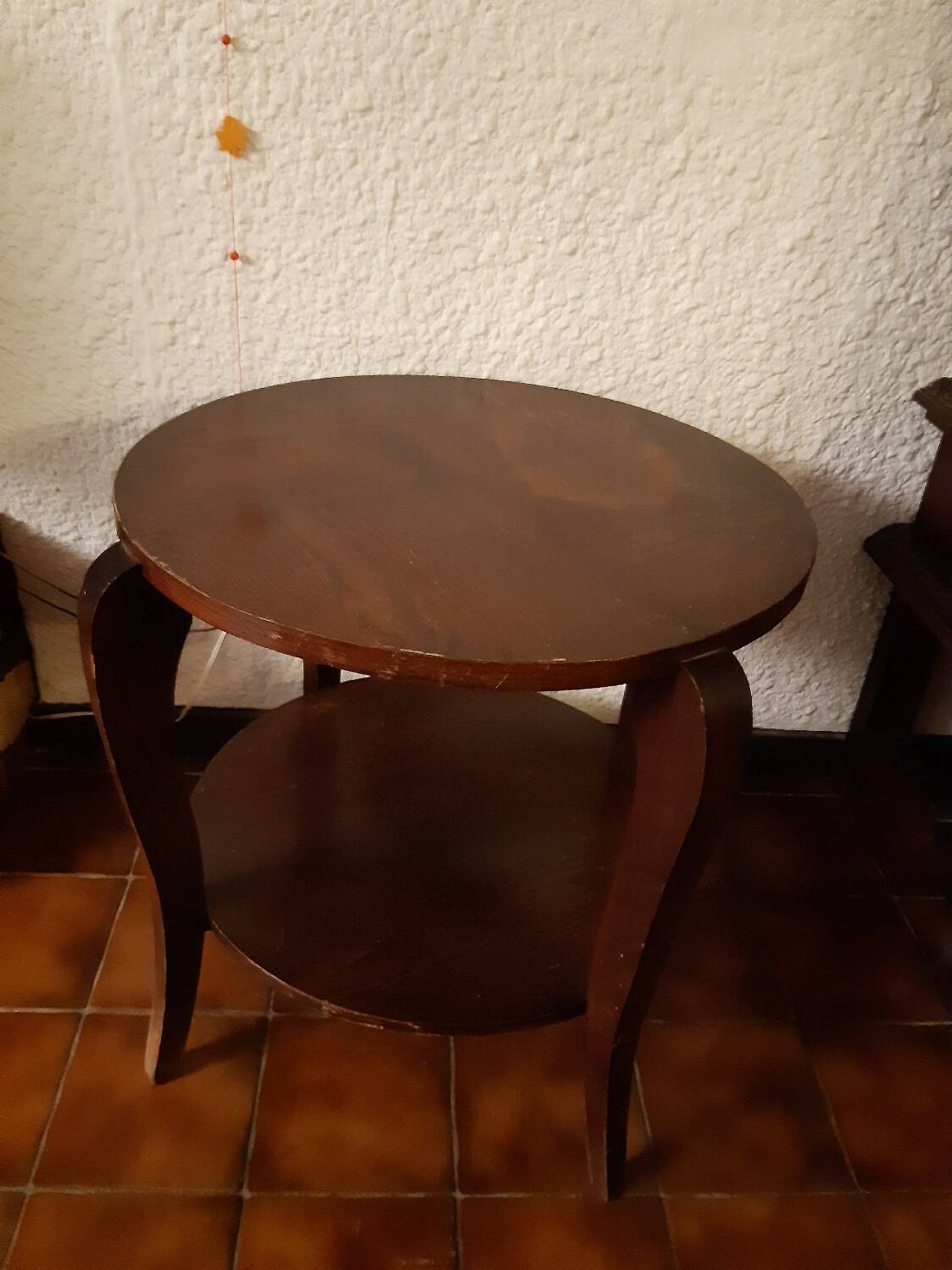 Art Deco guéridon from 1950 in oak.