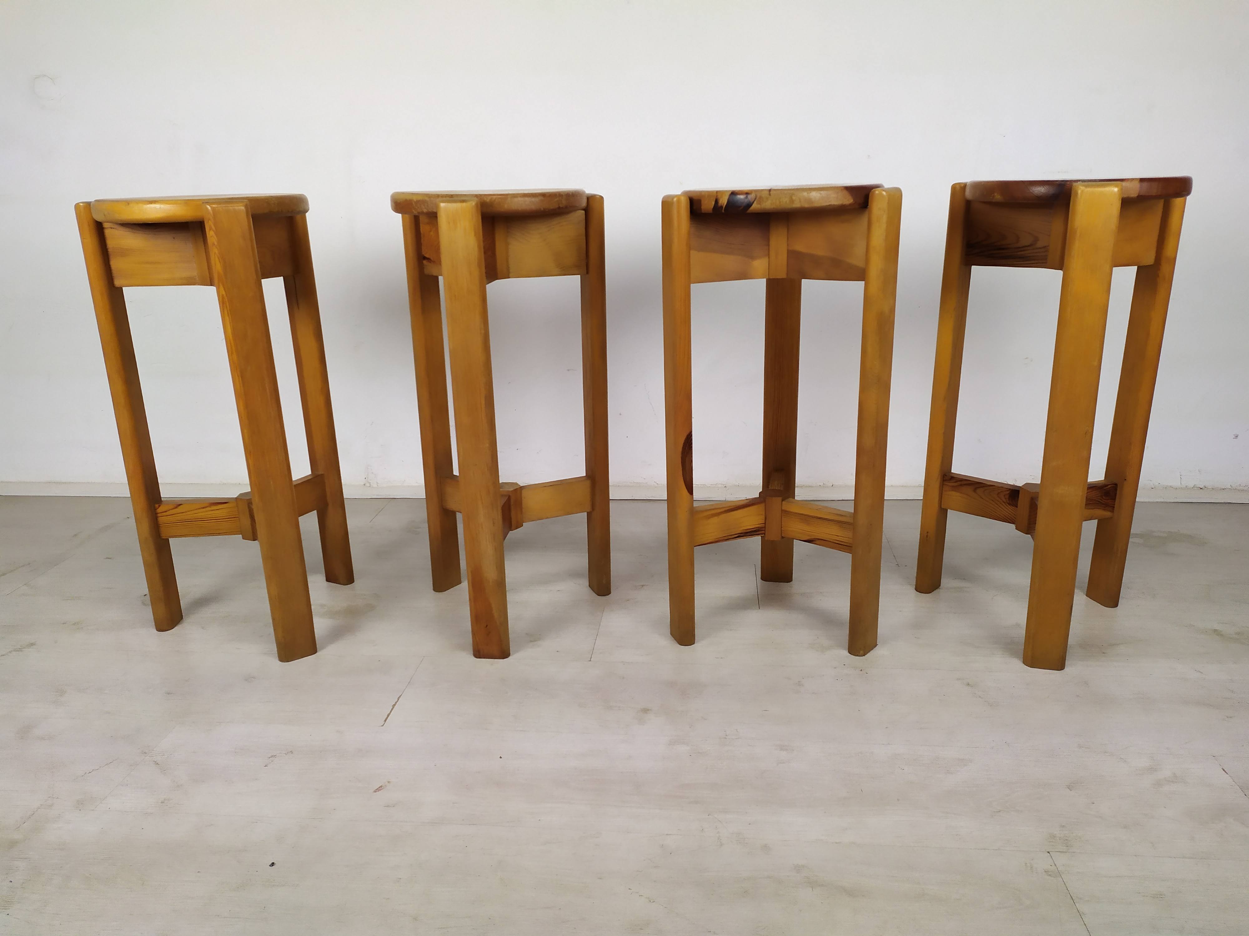 Vintage chalet bar stools