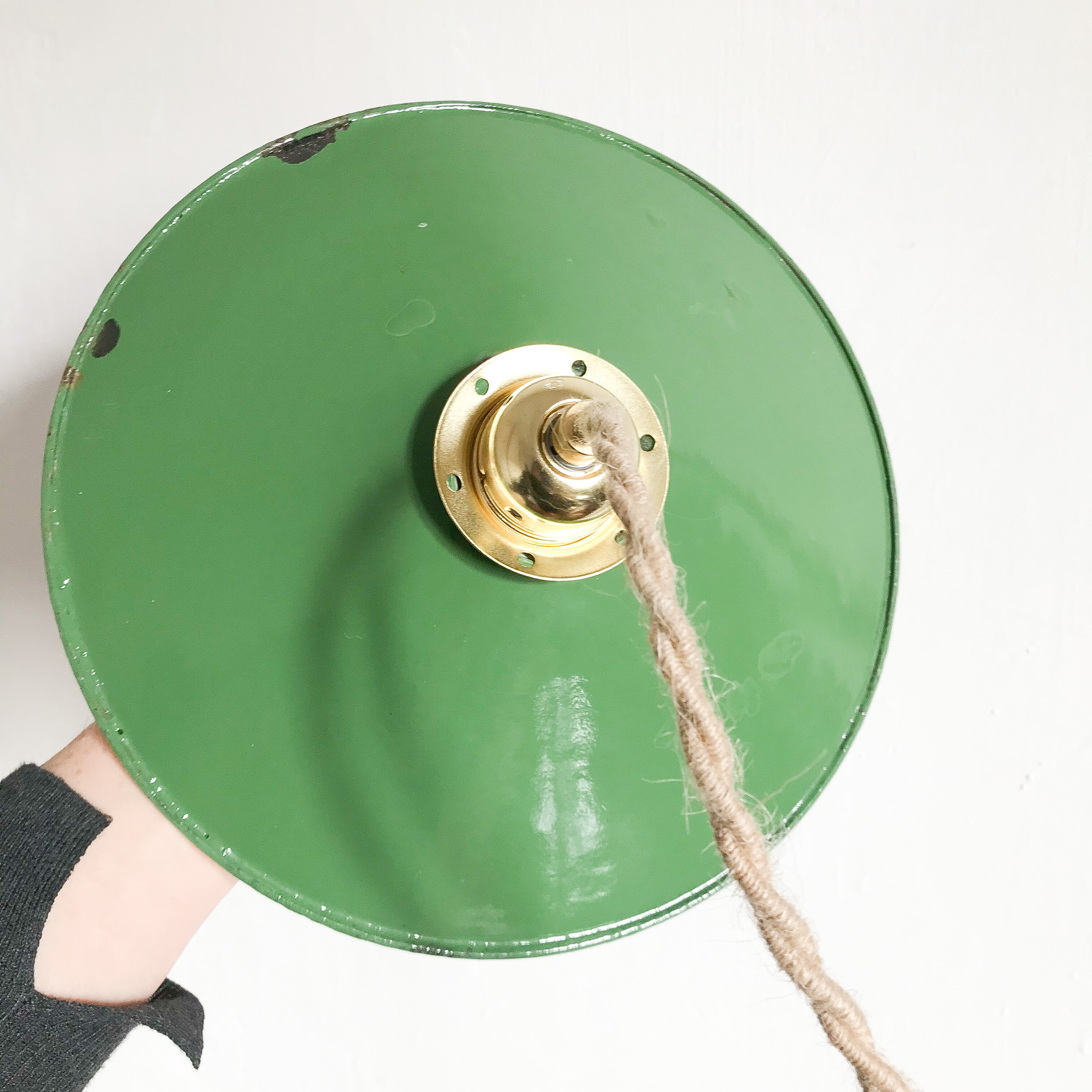 Green metal suspension