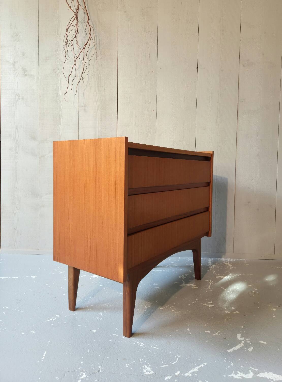 Scandinavian chest of drawers