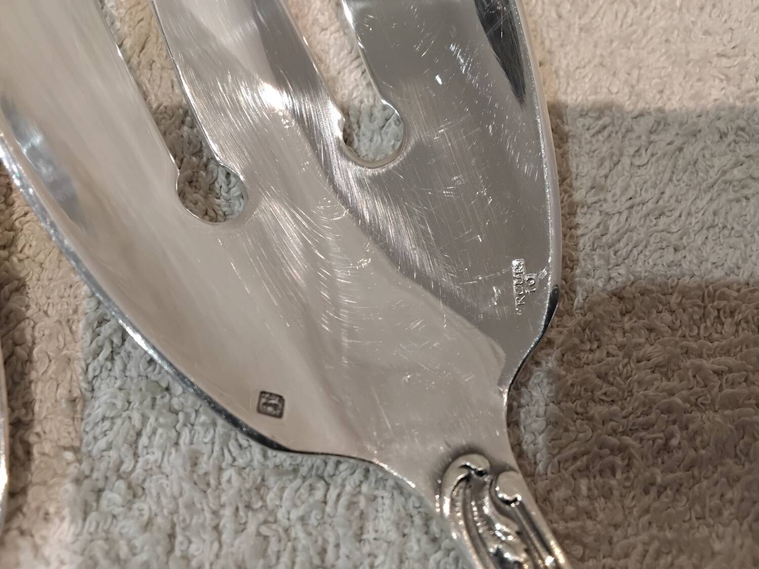 Silver-plated salad service for 2 pieces, Ercuis silversmith, Louis XV style, 29