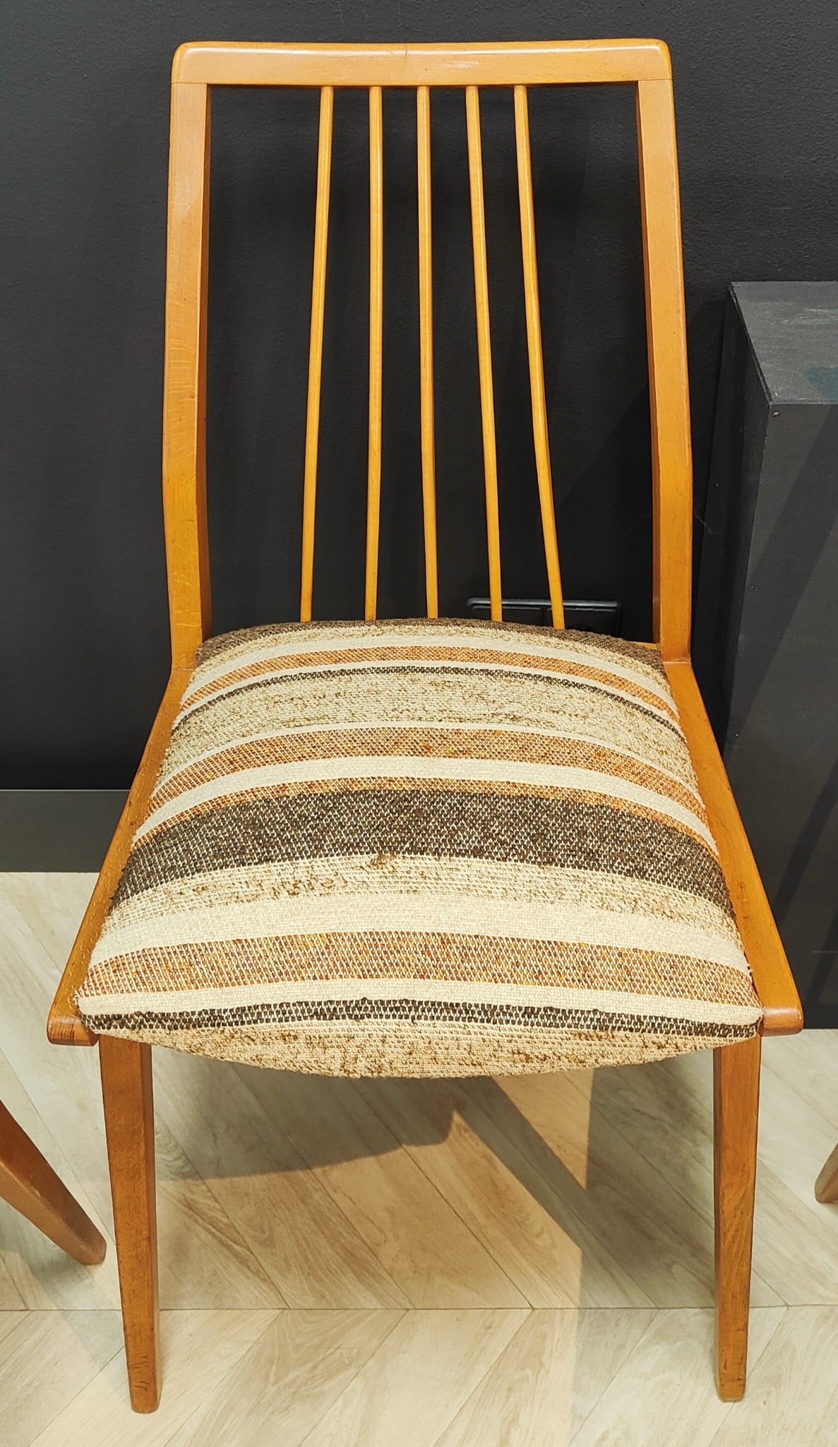 Six mid century dining table chairs