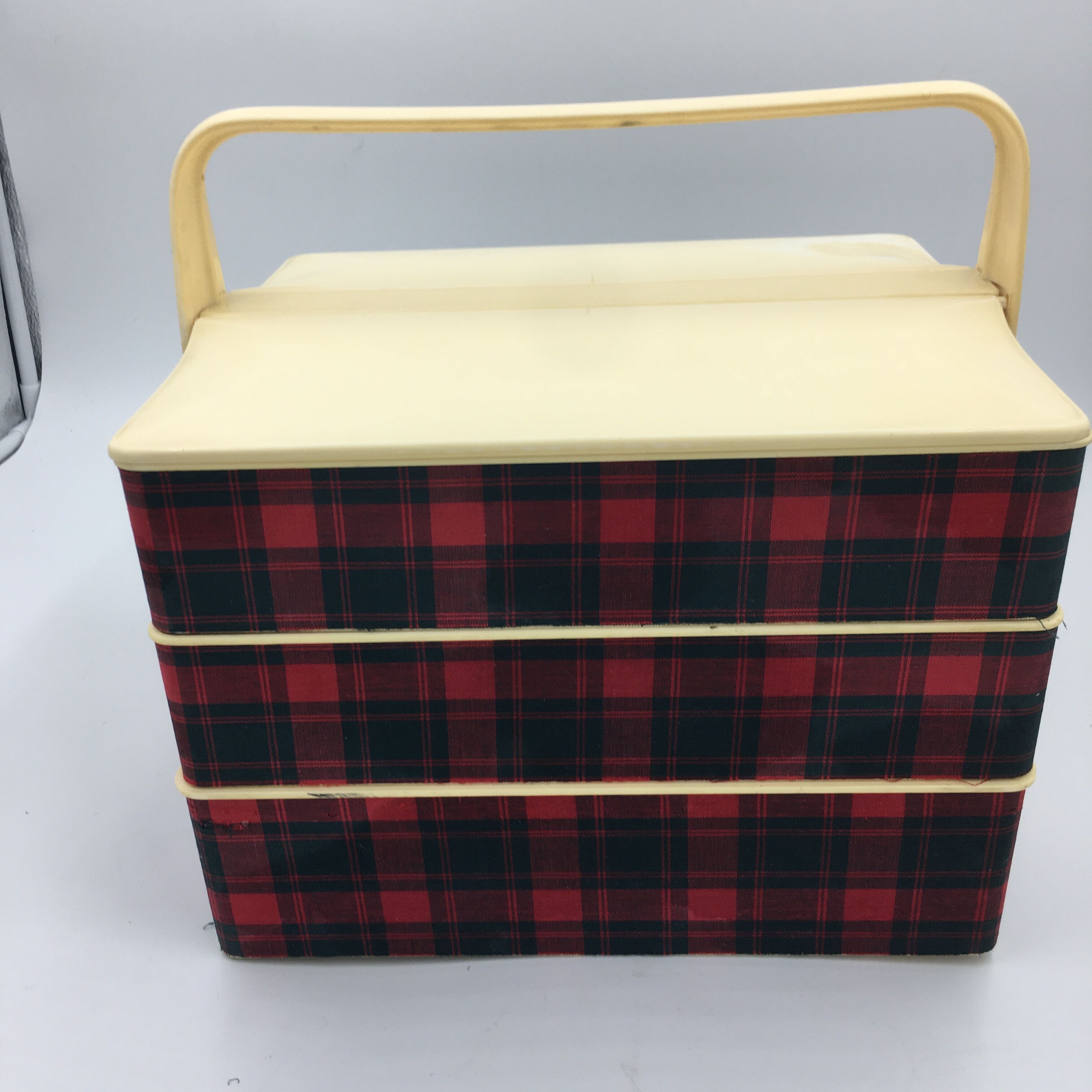 Dressmaker in Bakelite Scottish décor