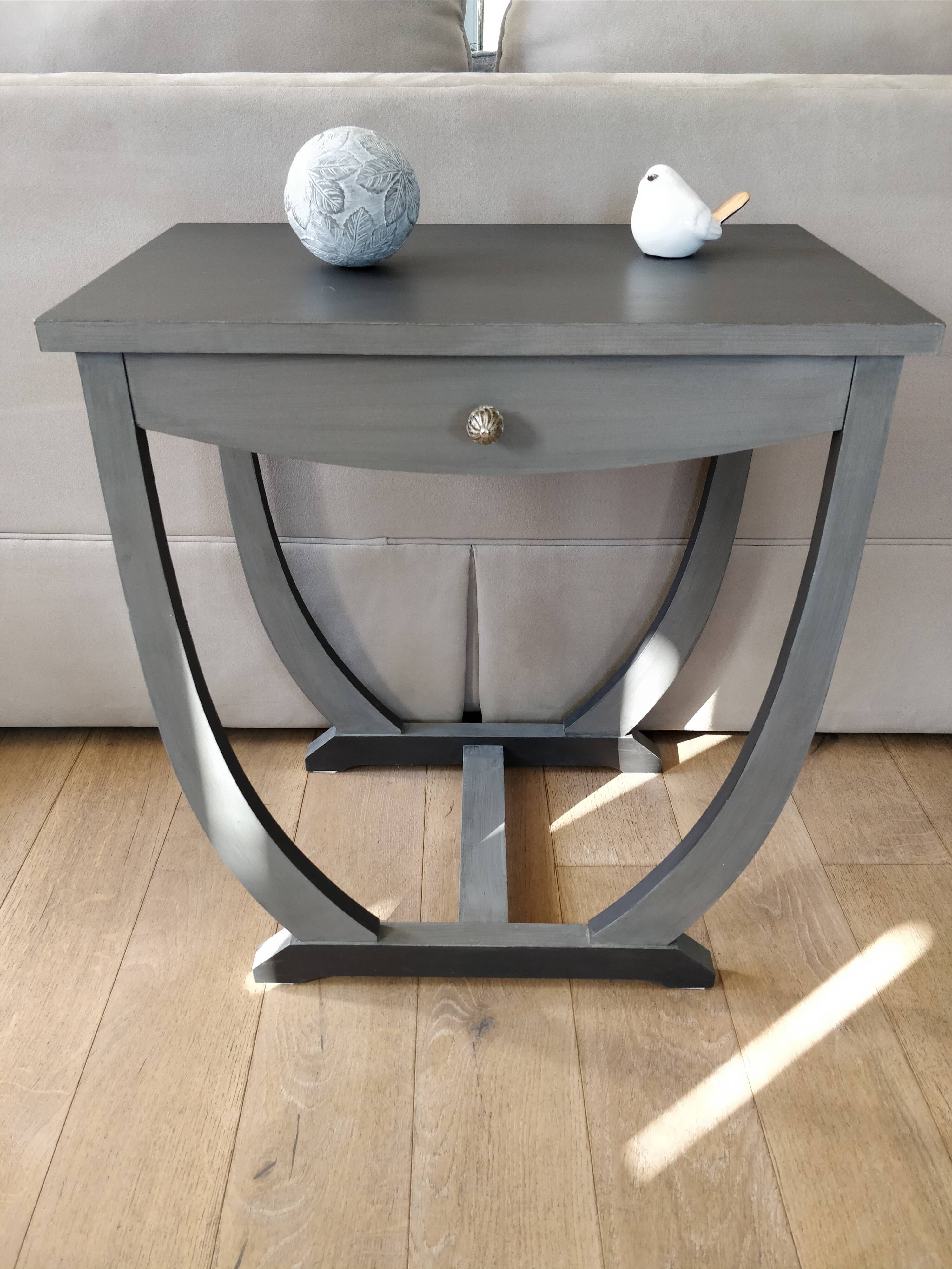 Art Deco style furniture