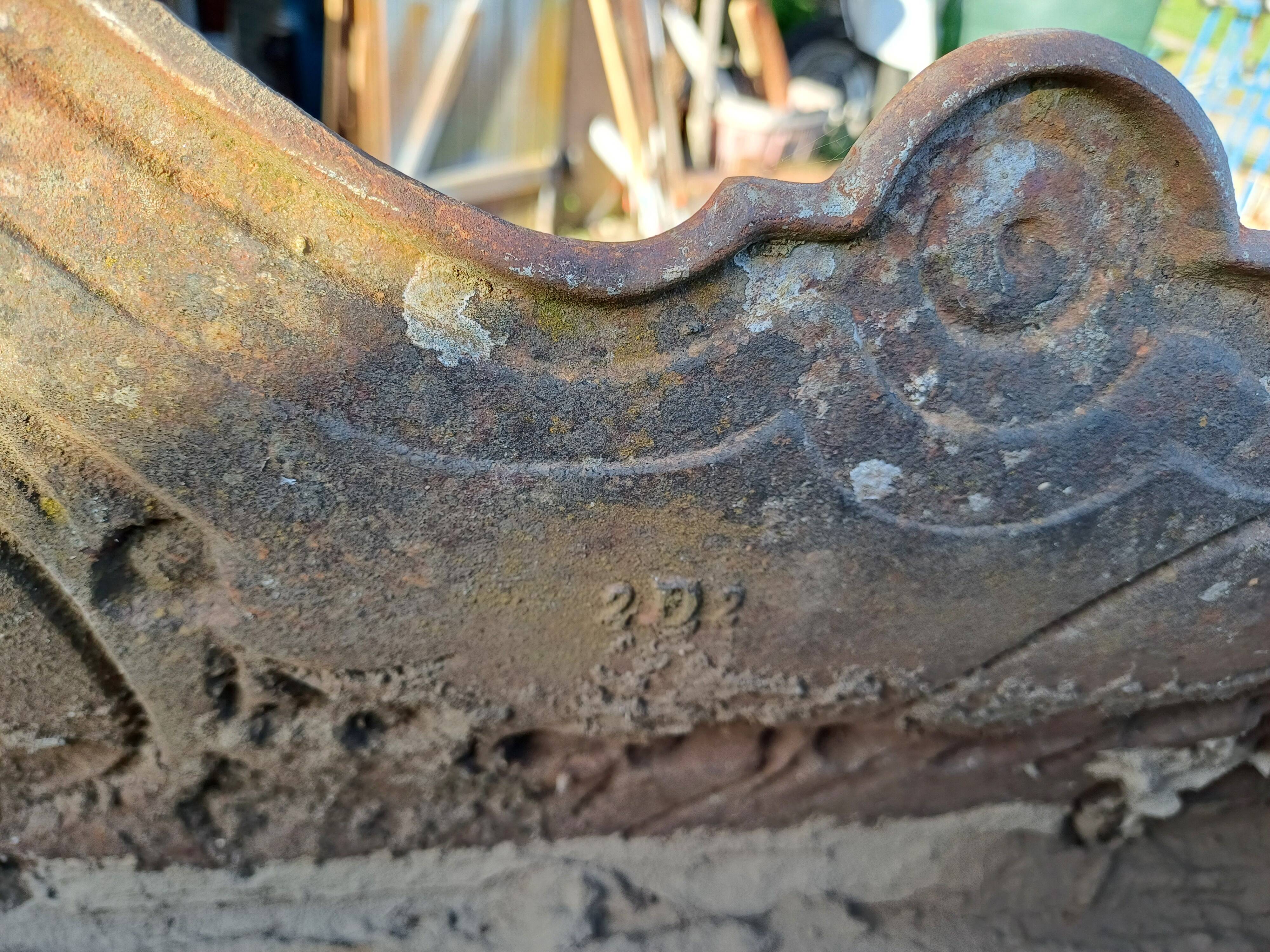Large 1900 Cast Iron Planter in Rocaille Style: Charleville - Mézières