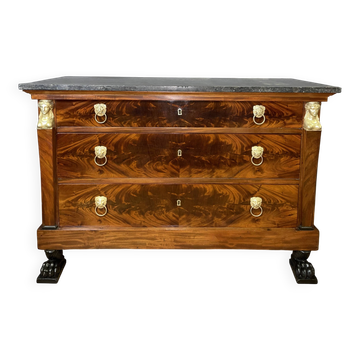 Commode d'époque Consulat en acajou et placage d'acajou