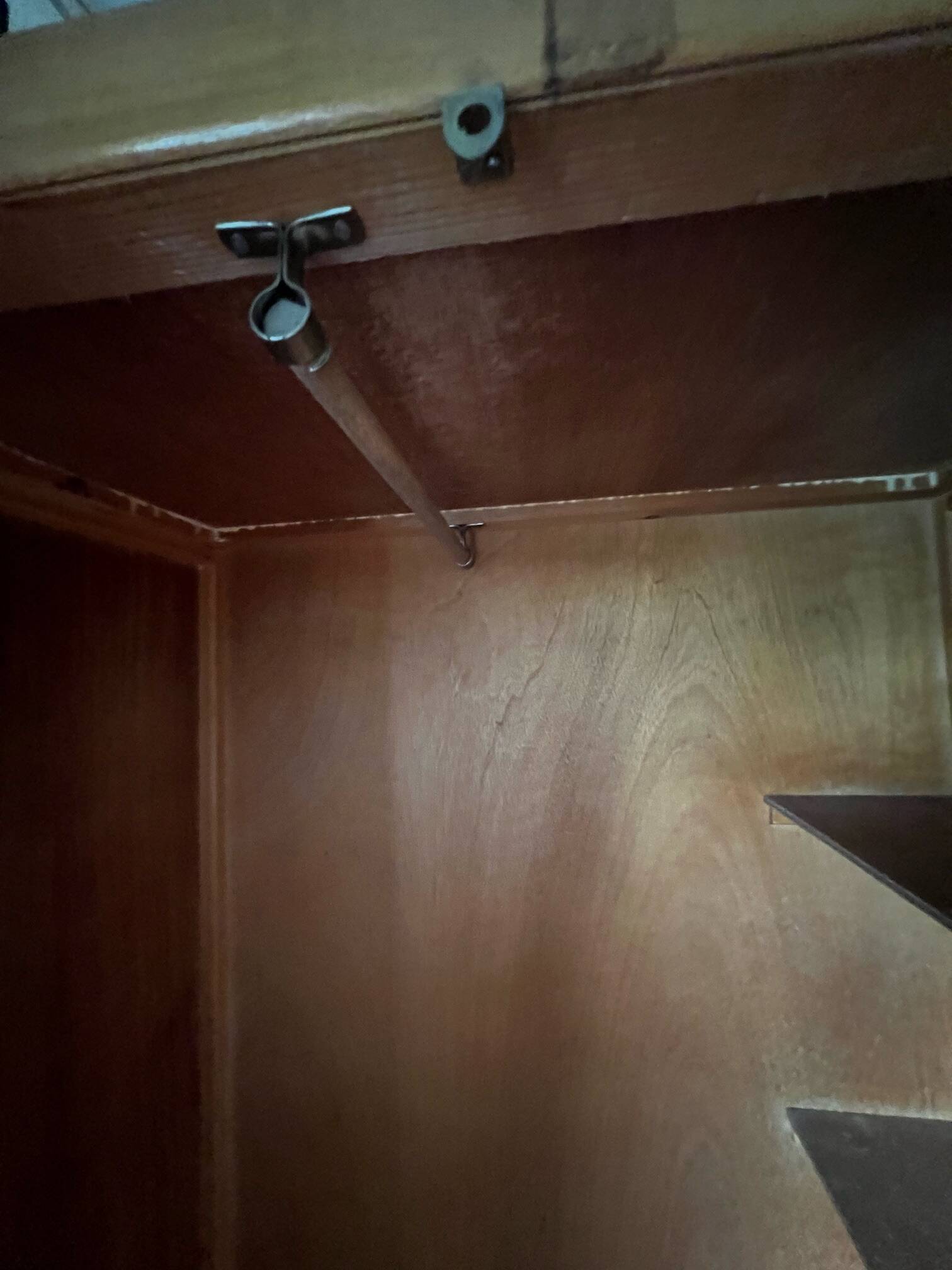 Art deco, English mahogany veneered wardrobe circa 1930