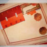 Displays the cardinal points the school plan