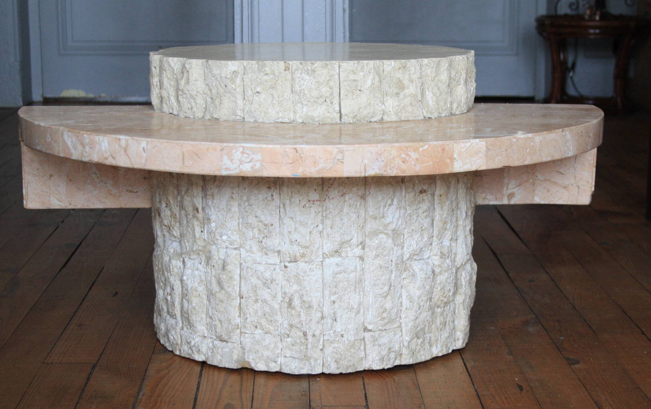 Magnussen Ponte round coffee table