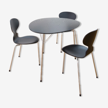 Egg table & ant chairs by Arne Jacobsen, Fritz Hansen