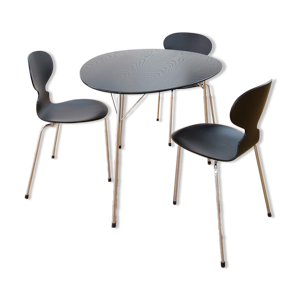 Table et chaises d'arne - jacobsen