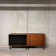 Enfilade vitrine commode moderniste teck Antoine Philippon et Jacqueline Le