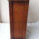 Armoire de poupée en bois