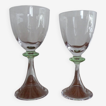 2 Daum troubadour style crystal tulip stemmed glasses - 18.2 cm and 17.2 cm