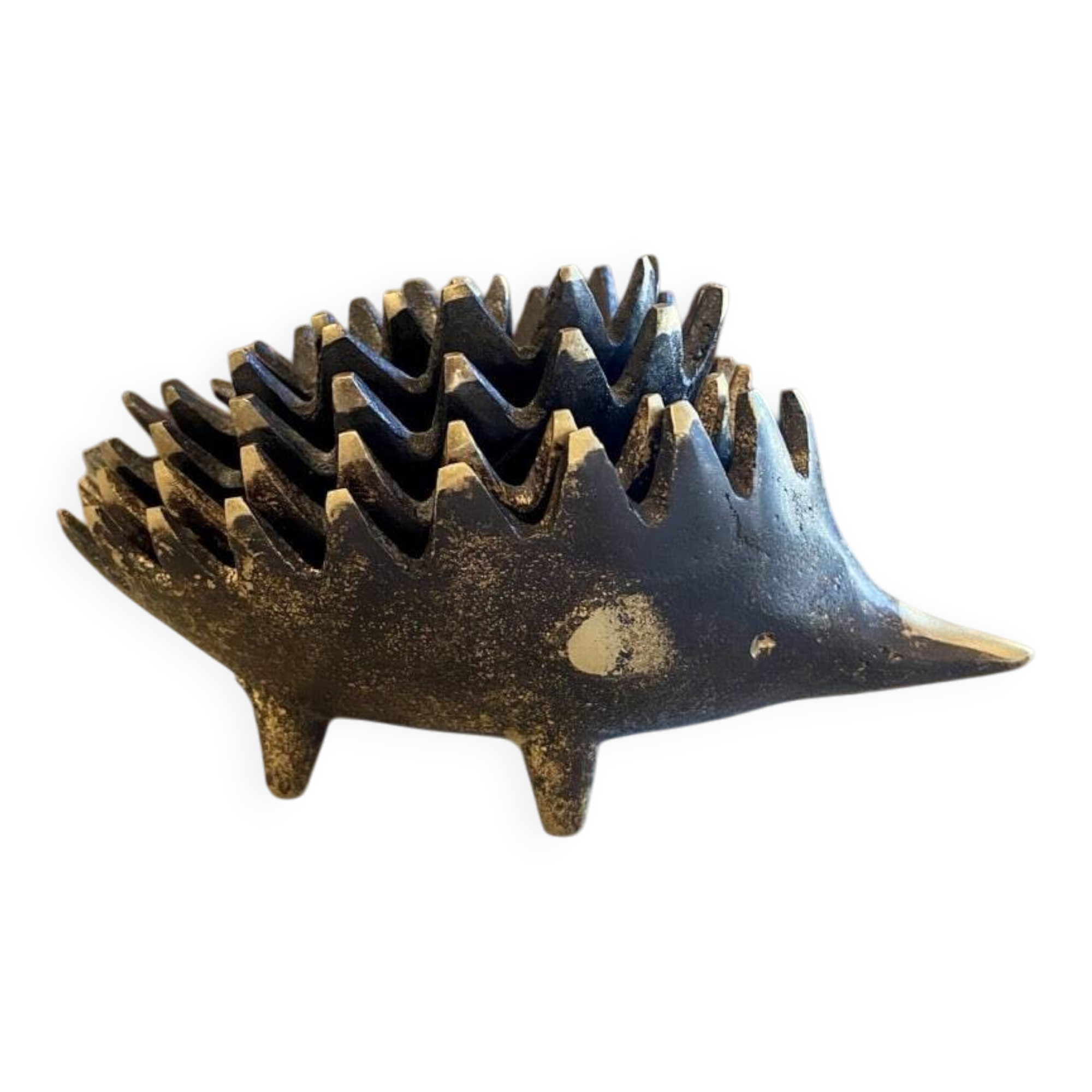 Hedgehog nesting ashtray/trinket dish in brass, attributed to Walter Bosse, for Hertha Baller, Austria 1950s.