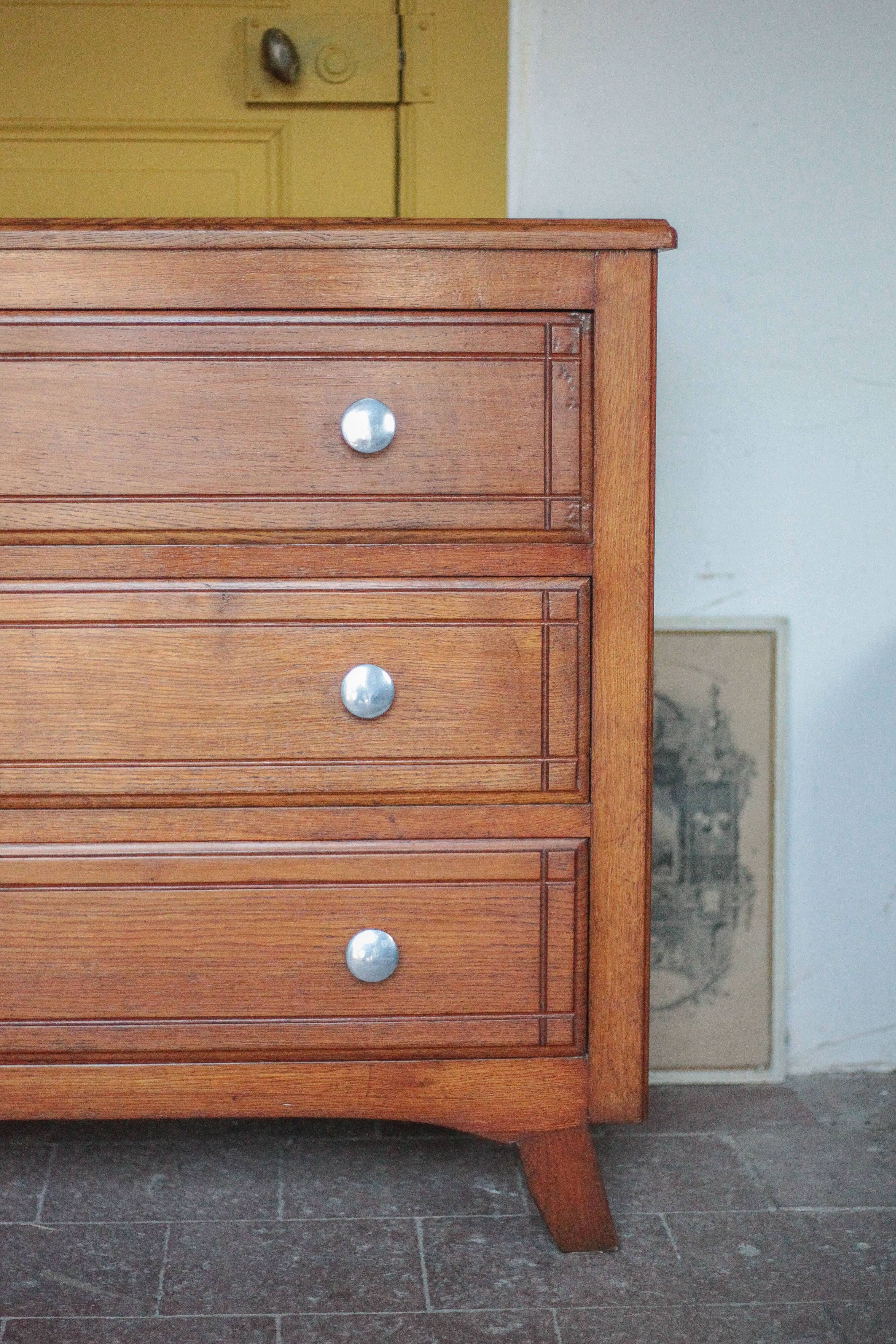 Wooden chest of drawers with 3 drawers, storage furniture, antique furniture, Art Deco.