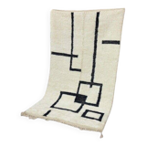 Handmade wool rug size 150 x 250 cm