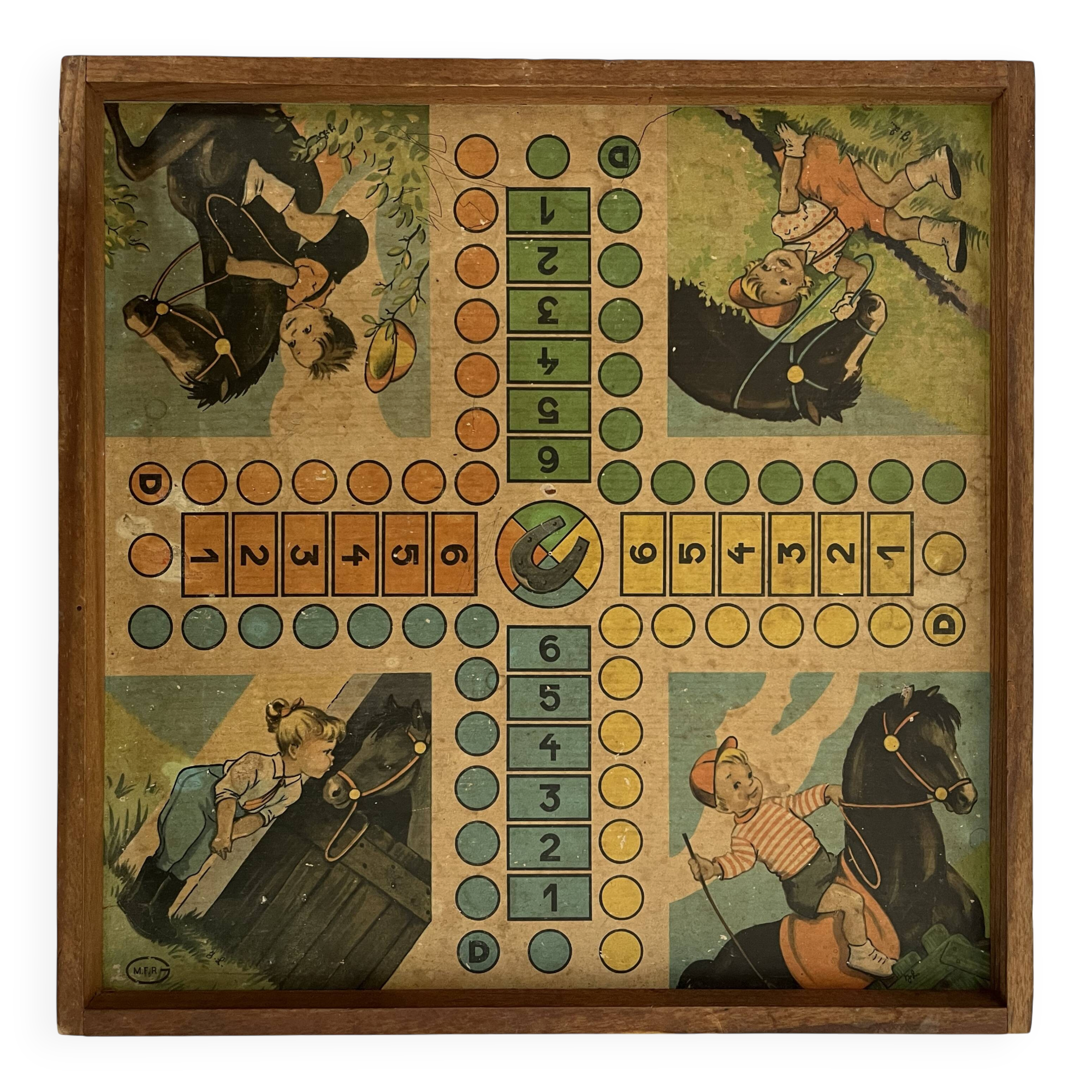 Old game of little horses, game of the goose.