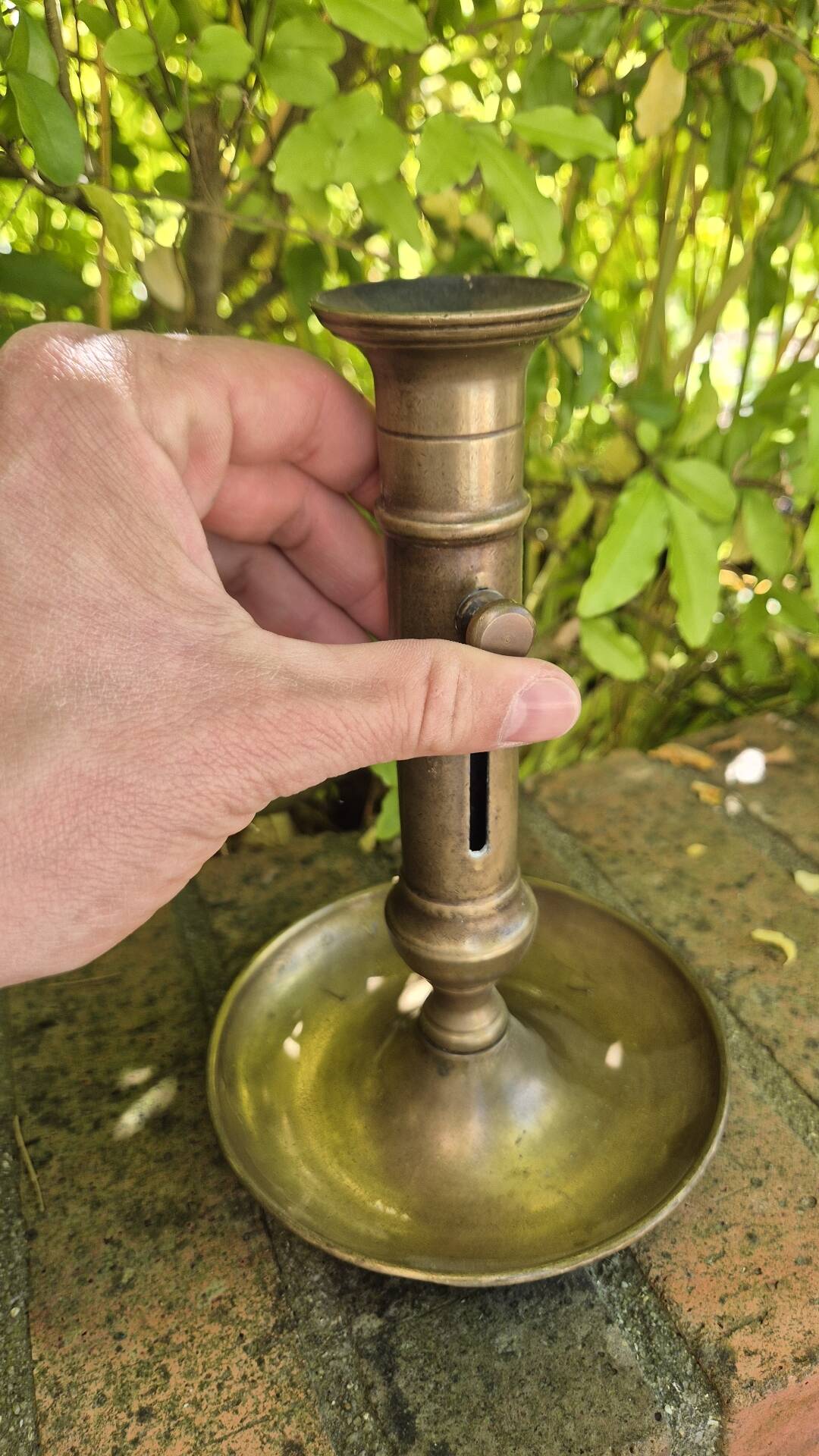 Candle holder