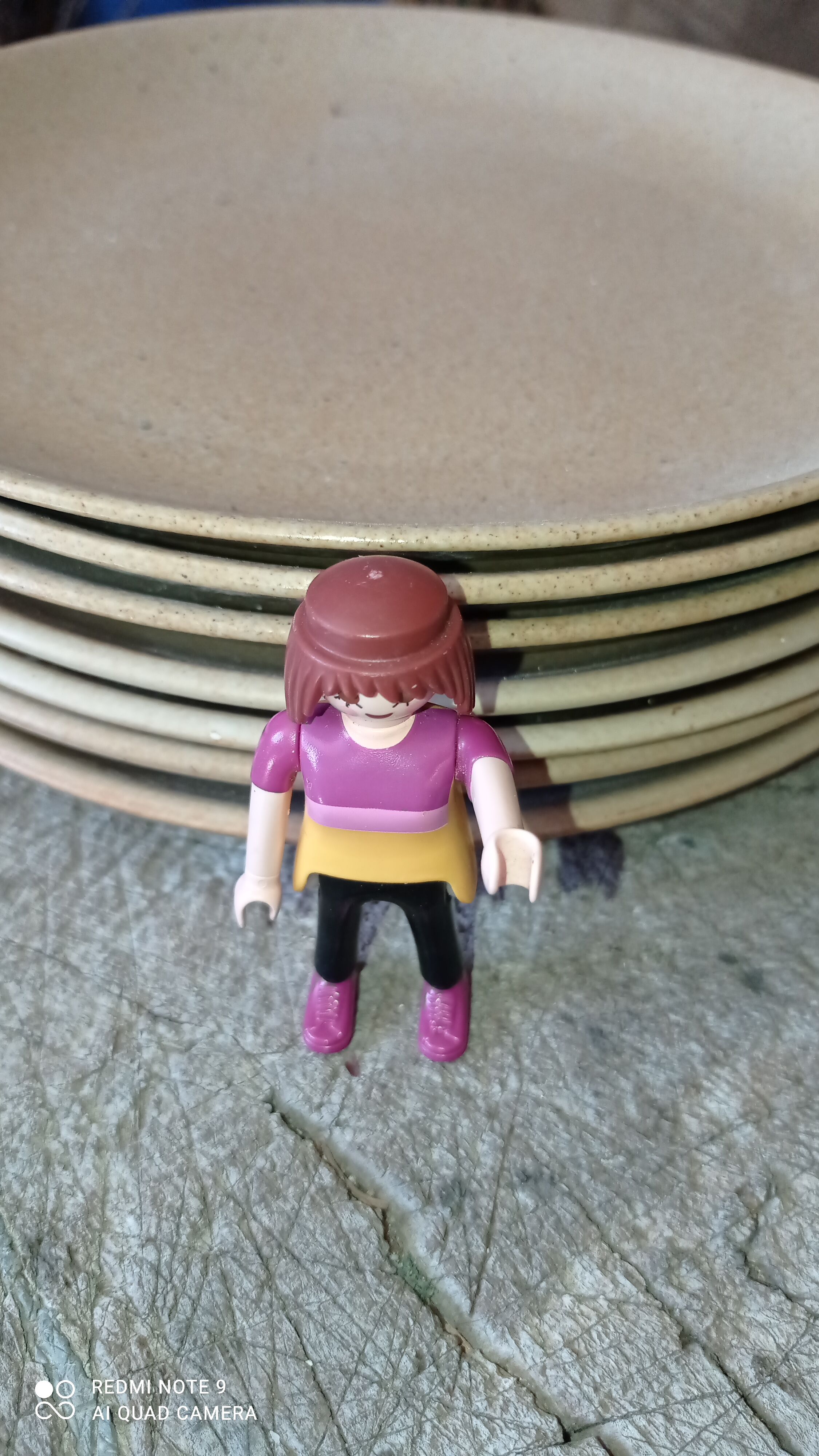 Set of seven plates in sandstone