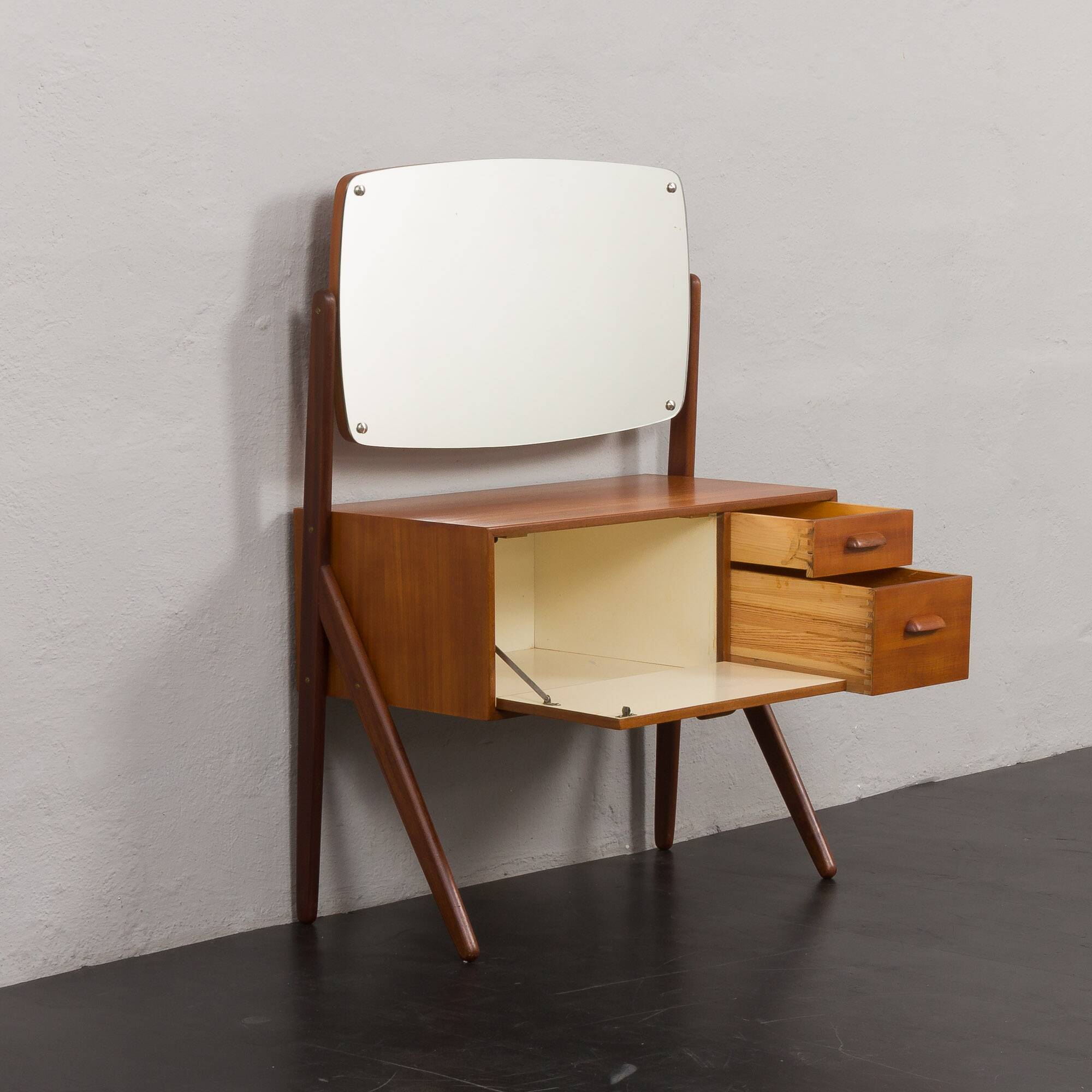 Mid-century Danish Teak Dressing Table from Ølholm Møbelfabrik,1960s