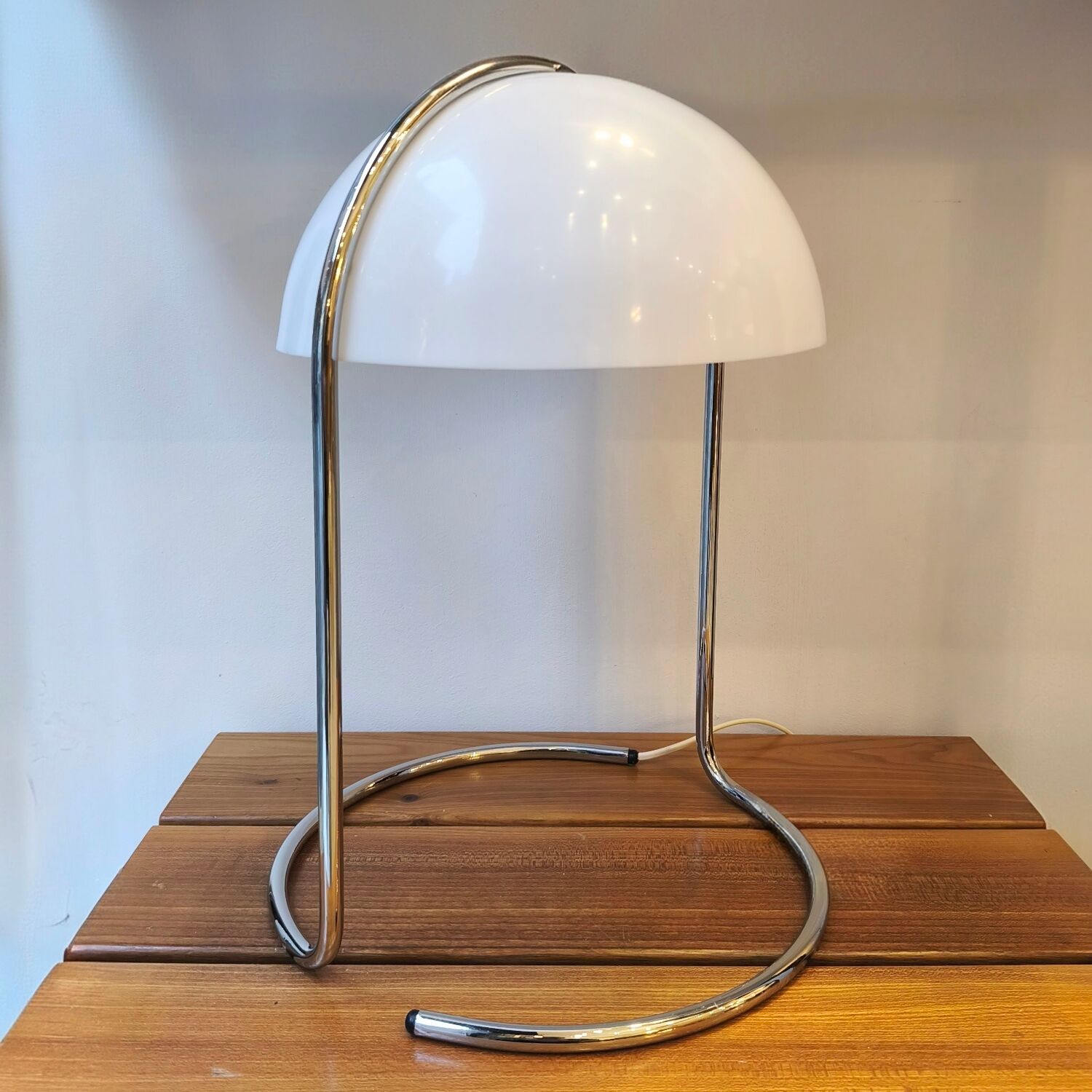 Miri lamp, design by Neal Small, Nessen edition, 1970